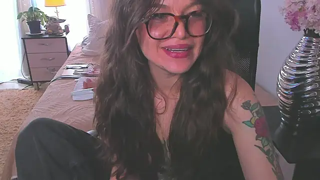 Tallulah Kinky online show from 04/16/26, 05:36