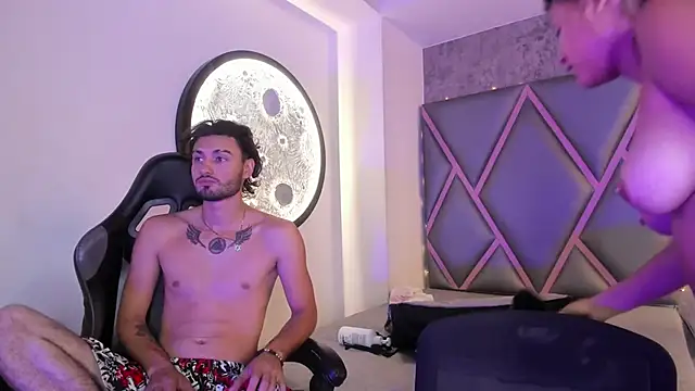 Wolf Kitty online show from 04/01/26, 01:41