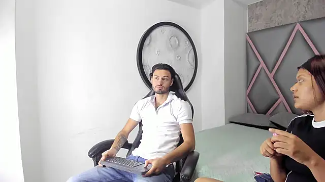 Wolf Kitty online show from 04/04/26, 11:18