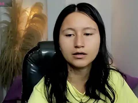 isabella grace18 online show from 04/18/26, 02:32
