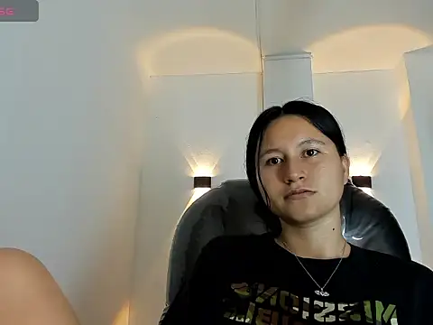 isabella grace18 online show from 07/09/26, 07:45