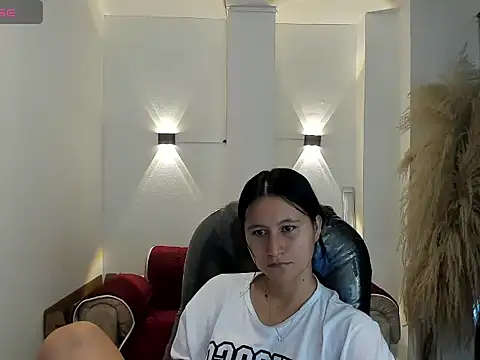 isabella grace18 online show from 07/29/26, 12:25