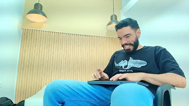 JEAN LEWIS2 online show from 03/14/26, 07:41