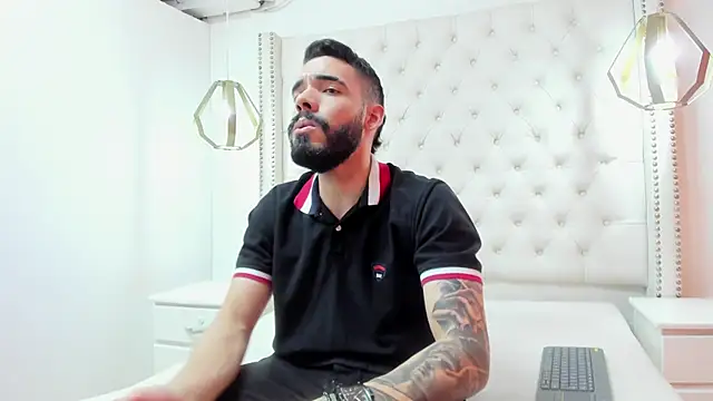 JEAN LEWIS2 online show from 04/07/26, 07:36