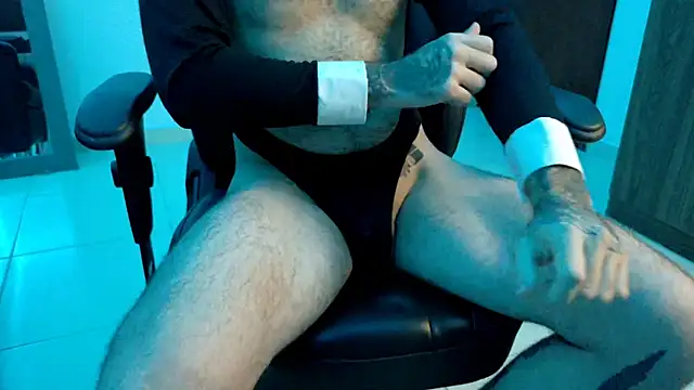 Snapshot of Joshlonn chatting on 03/14/26, 04:29 Joshlonn online show from 03/14/26, 04:29