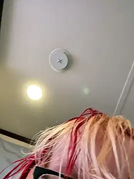 Snapshot of simplyobsessedwher chatting on 04/06/26, 06:09 simplyobsessedwher online show from 04/06/26, 06:09