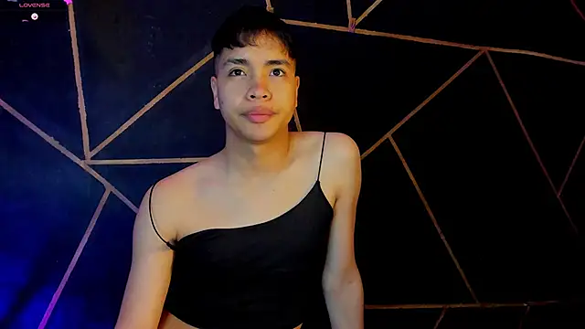 Snapshot of Lee_Colee chatting on 05/31/26, 01:14 Lee Colee online show from 05/31/26, 01:14
