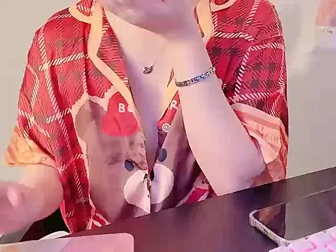 hunhun122 online show from 06/28/26, 08:42