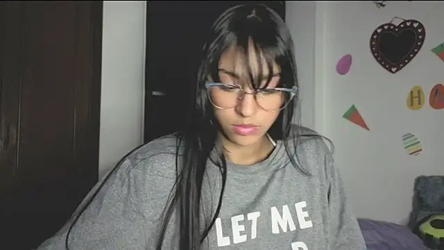 PaulaCutexs online show from 04/01/26, 03:07