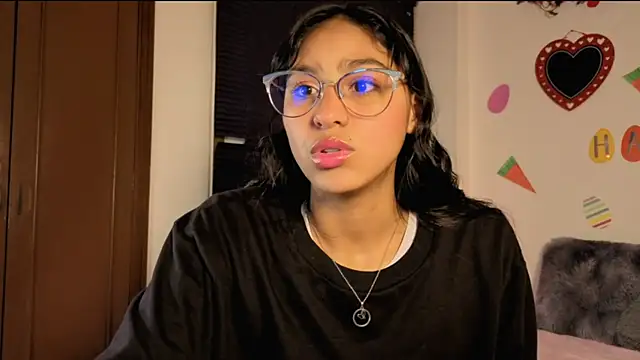 PaulaCutexs online show from 04/10/26, 03:12