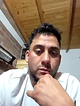 Snapshot of Omar90sala chatting on 07/14/26, 01:52 Omar90sala online show from 07/14/26, 01:52