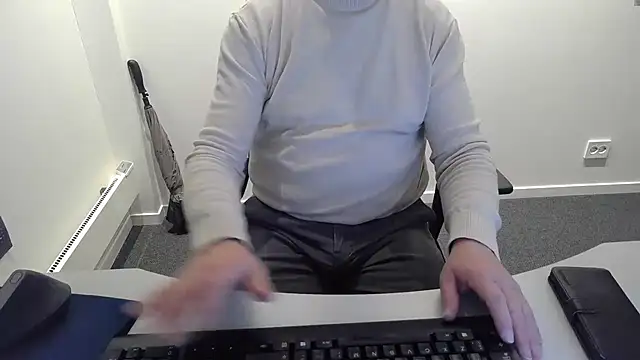 Buggemann online show from 03/24/26, 04:28