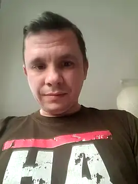 SunrakuBerlin online show from 03/11/26, 02:34