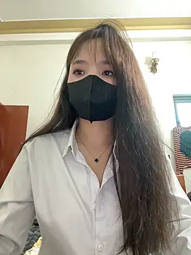 VyVy18 online show from 05/18/26, 05:24
