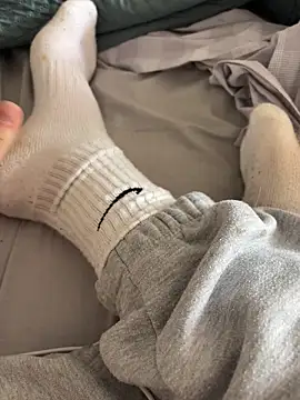 sniffeet online show from 03/11/26, 01:39