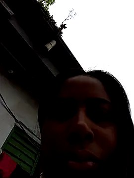 gatinha20257 online show from 04/29/26, 12:53