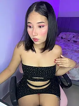 Snapshot of iamkyliewest chatting on 03/15/26, 03:34 iamkyliewest online show from 03/15/26, 03:34