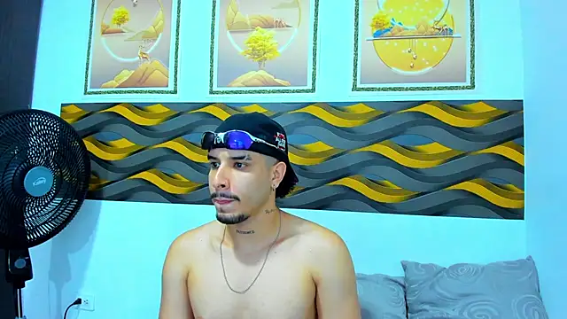 Leon Hotx online show from 05/04/26, 07:21