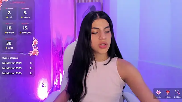 AlanahStewart online show from 04/26/26, 09:56