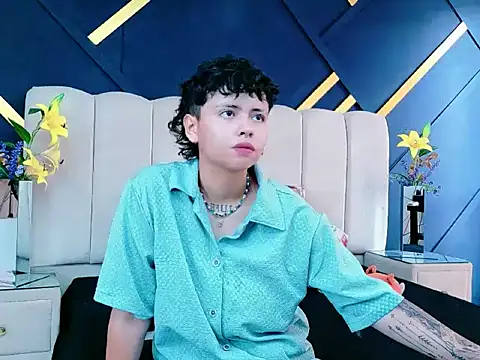 NikiEvanz online show from 05/07/26, 07:19