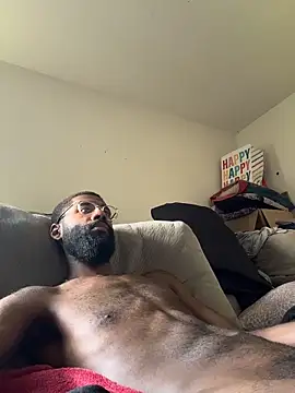 Snapshot of Papi_k2000 chatting on 04/13/26, 02:44 Papi k2000 online show from 04/13/26, 02:44