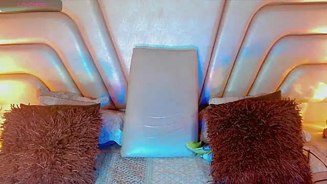 tiifannysexyhot online show from 03/22/26, 01:53