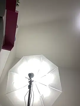 LINDA EF online show from 04/16/26, 12:28