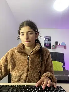 LINDA EF online show from 04/24/26, 12:40