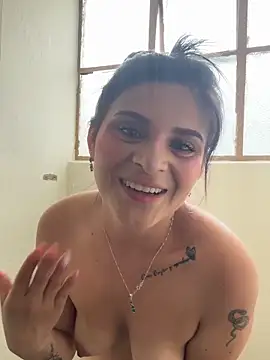 Snapshot of Rachel_Wren chatting on 05/29/26, 07:56 Rachel Wren online show from 05/29/26, 07:56