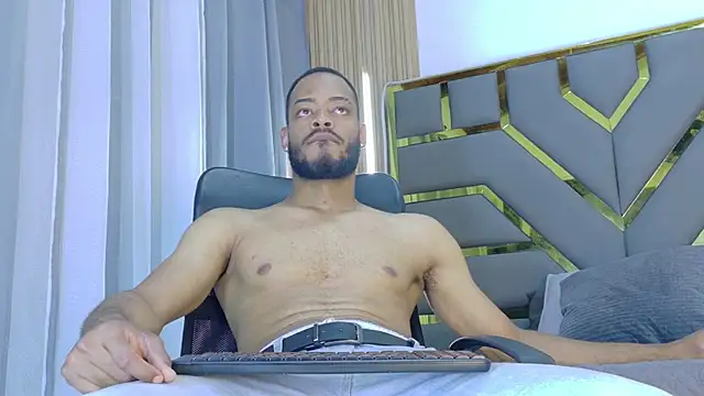 Oliver bigblack cock online show from 03/16/26, 06:34