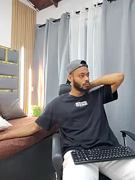 Oliver bigblack cock online show from 04/06/26, 06:20