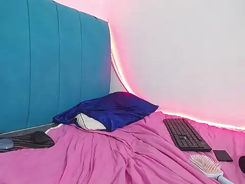 Madisson jones online show from 04/15/26, 07:58