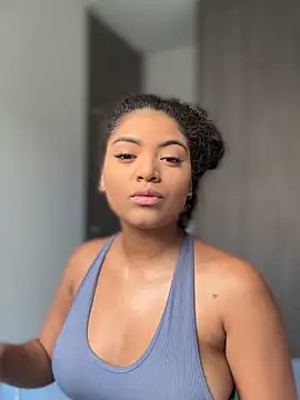 karlymonroe online show from 03/17/26, 09:51