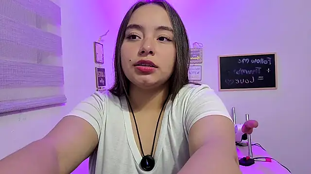 cherry valeria online show from 05/17/26, 05:16