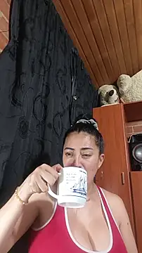 Alexandrina online show from 12/19/25, 11:56