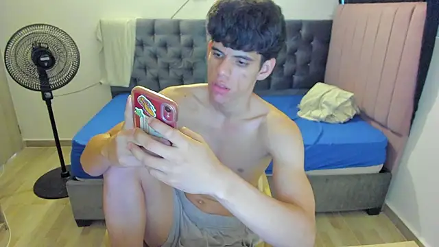 Josy 11 online show from 03/20/26, 10:47