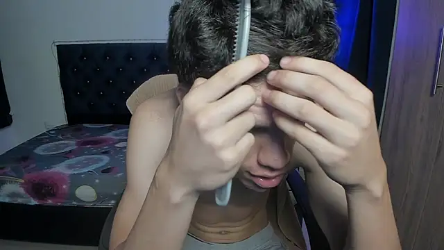 Josy 11 online show from 04/23/26, 02:13