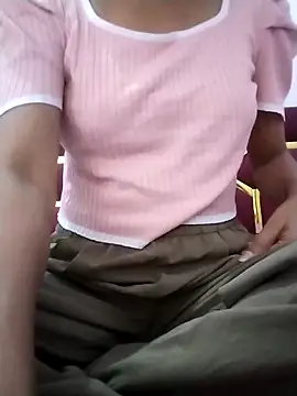 Snapshot of Tasty_Cherry chatting on 04/21/26, 08:20 Tasty Cherry online show from 04/21/26, 08:20
