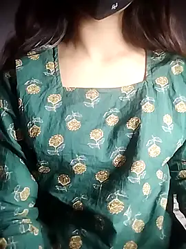 Snapshot of Tasty_Cherry chatting on 05/11/26, 06:05 Tasty Cherry online show from 05/11/26, 06:05