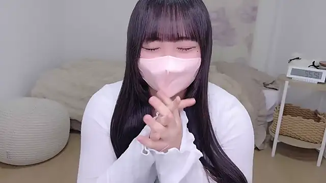 Neon-channel online show from 03/16/26, 03:23