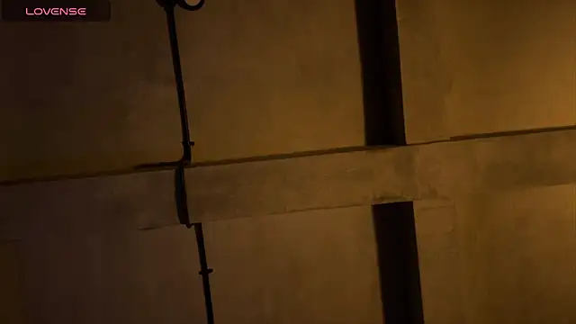 Snapshot of Battyredhair chatting on 04/04/26, 12:02 Battyredhair online show from 04/04/26, 12:02