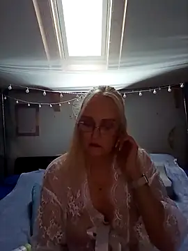 roxy 74 online show from 03/13/26, 11:06