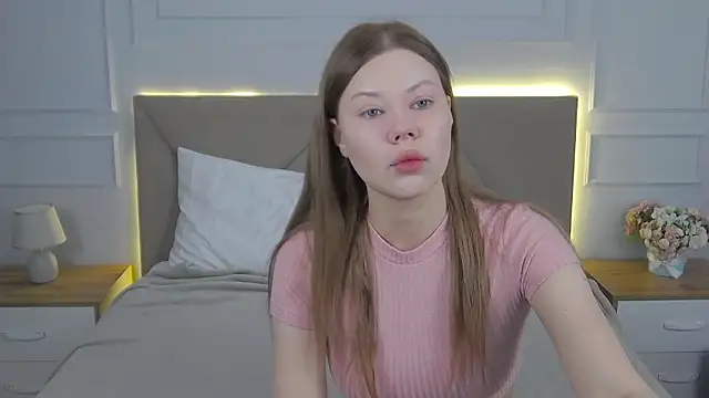 Sophie Rays online show from 03/22/26, 04:05