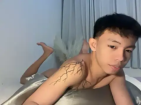 Snapshot of hottasianboy chatting on 06/20/26, 02:09 hottasianboy online show from 06/20/26, 02:09