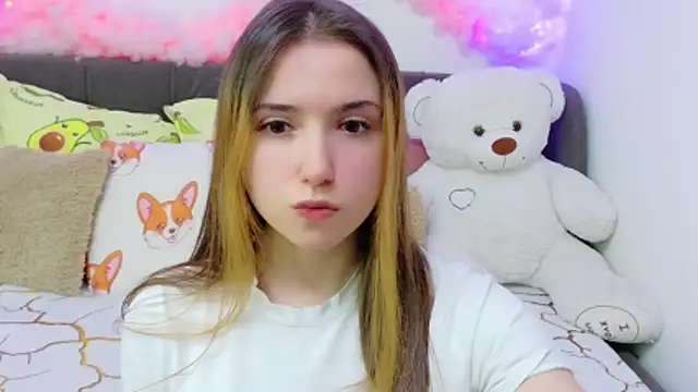 LeenMoonie online show from 03/31/26, 08:31