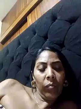 cosita rica 1 online show from 04/22/26, 04:59