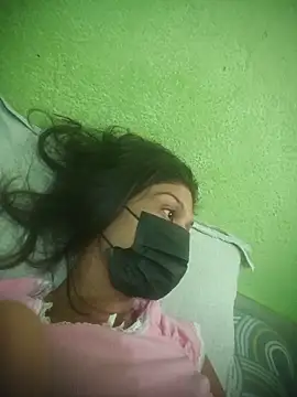 nidhiyadav00 online show from 05/26/26, 08:43