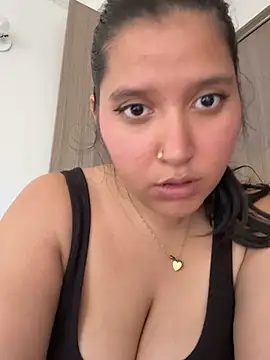 Snapshot of Mila_Sunshin chatting on 03/13/26, 03:40 Mila Sunshin online show from 03/13/26, 03:40