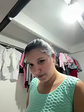 Snapshot of Mila_Sunshin chatting on 03/16/26, 03:56 Mila Sunshin online show from 03/16/26, 03:56