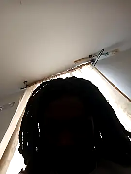 Snapshot of Ebony_rizon chatting on 05/17/26, 12:12 Ebony rizon online show from 05/17/26, 12:12